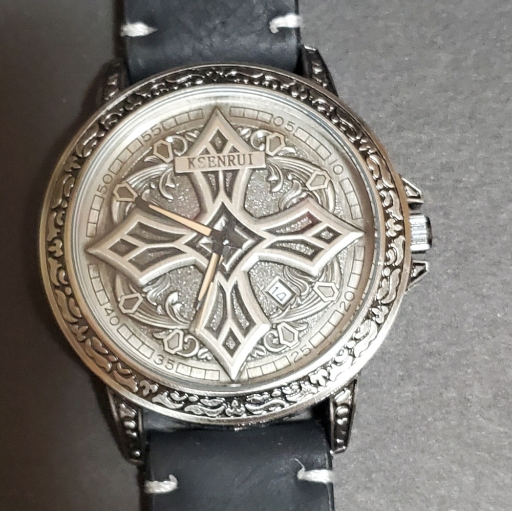 Watch - Picture 2 of 8